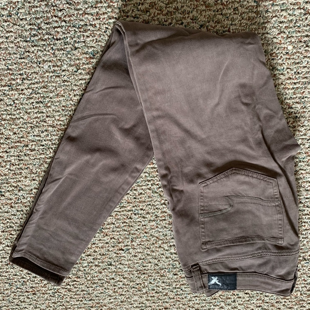 American eagle pants, jegging style